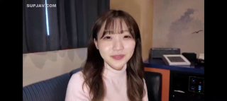 大雞巴和小胸部的少女在高清晰度中